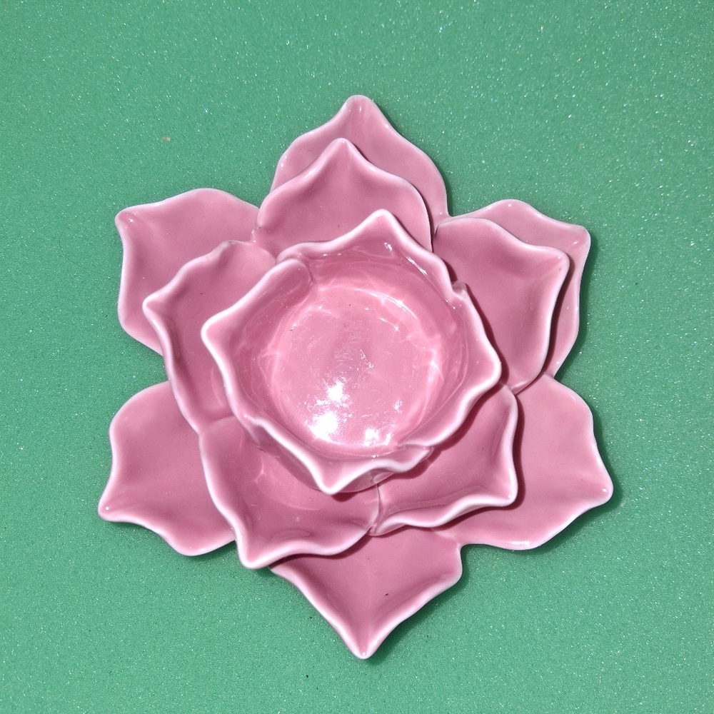 Pink Ceramic Lotus Tealight Dish